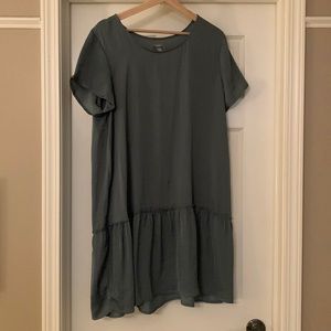 Aerie dress. Dusty Green Short Sleeve Drop Waist Ruched Ruffle Silky Dress Sz xl